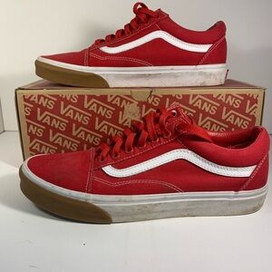 Men’s 9.5 Red Vans